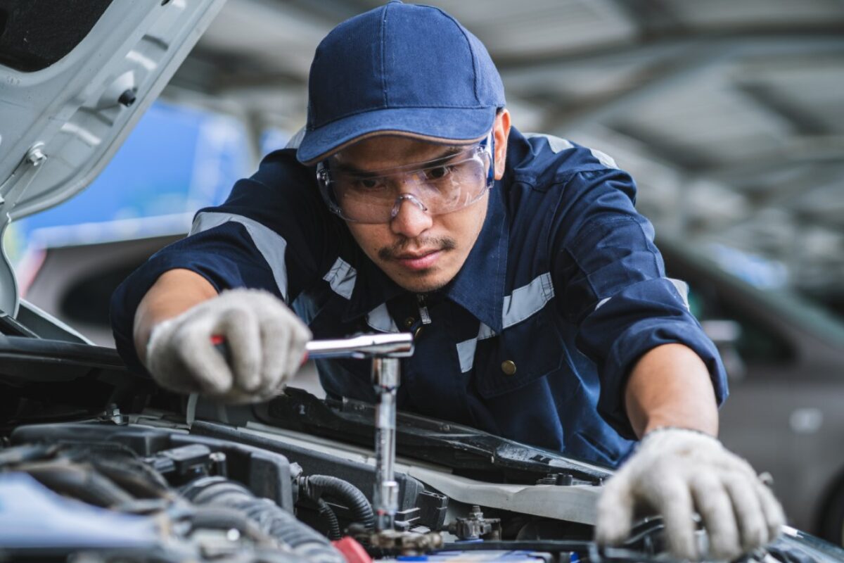 14 Essential Car Maintenance Tips To Keep Your Engine Running Smoothly