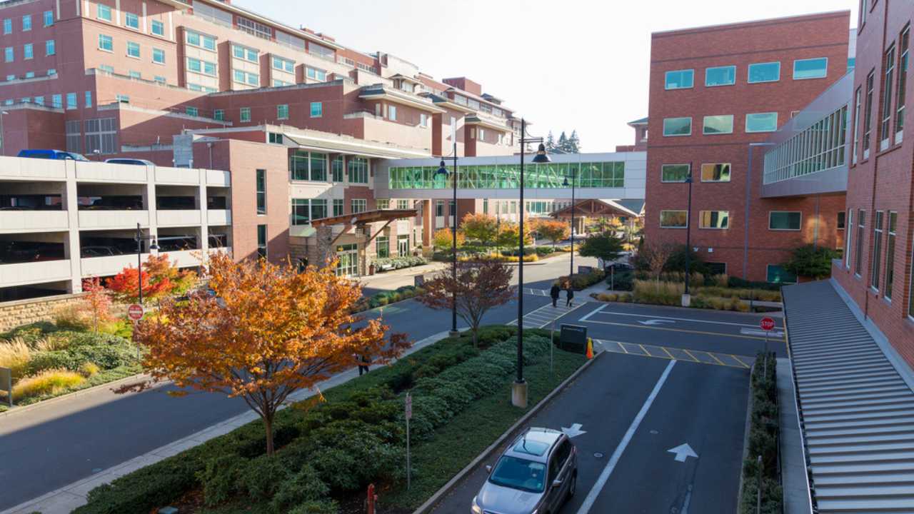 SPRINGFIELD, OR - NOVEMBER 4, 2015: PeaceHealth Sacred Heart Medical Center is the main hospital for the Eugene/Springfield area in Oregon.