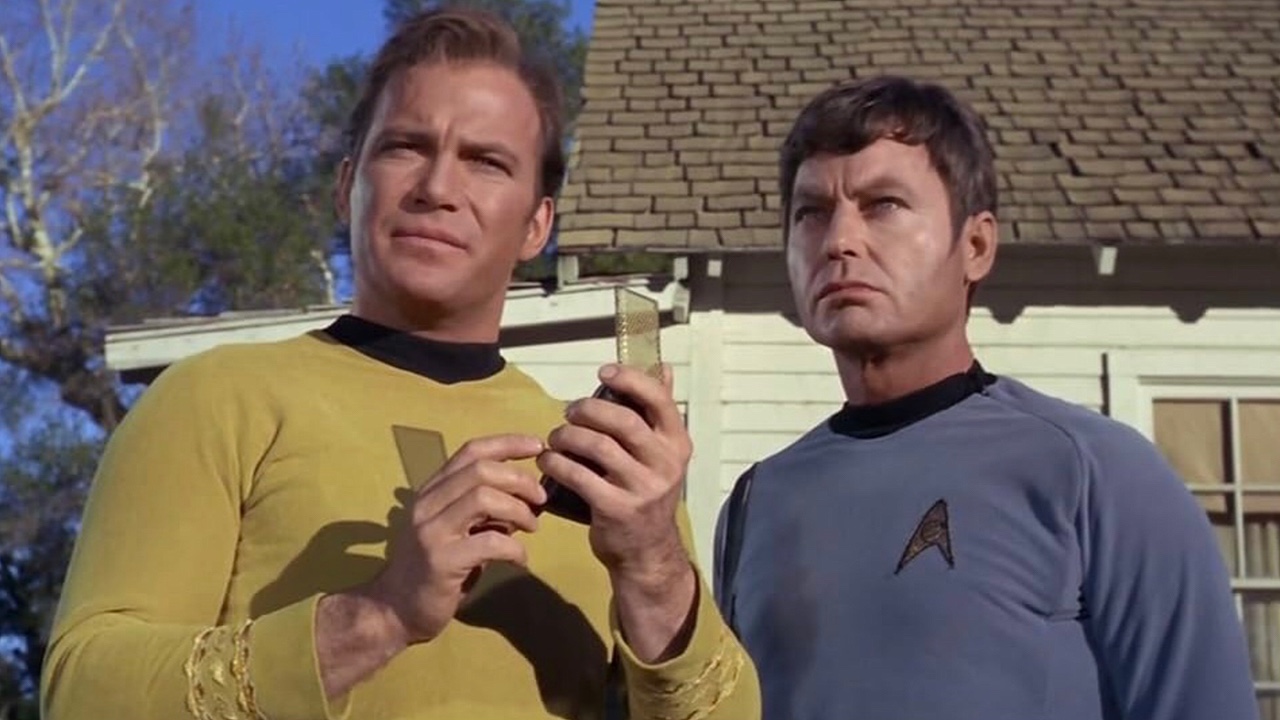 William Shatner and DeForest Kelley in Star Trek (1966)