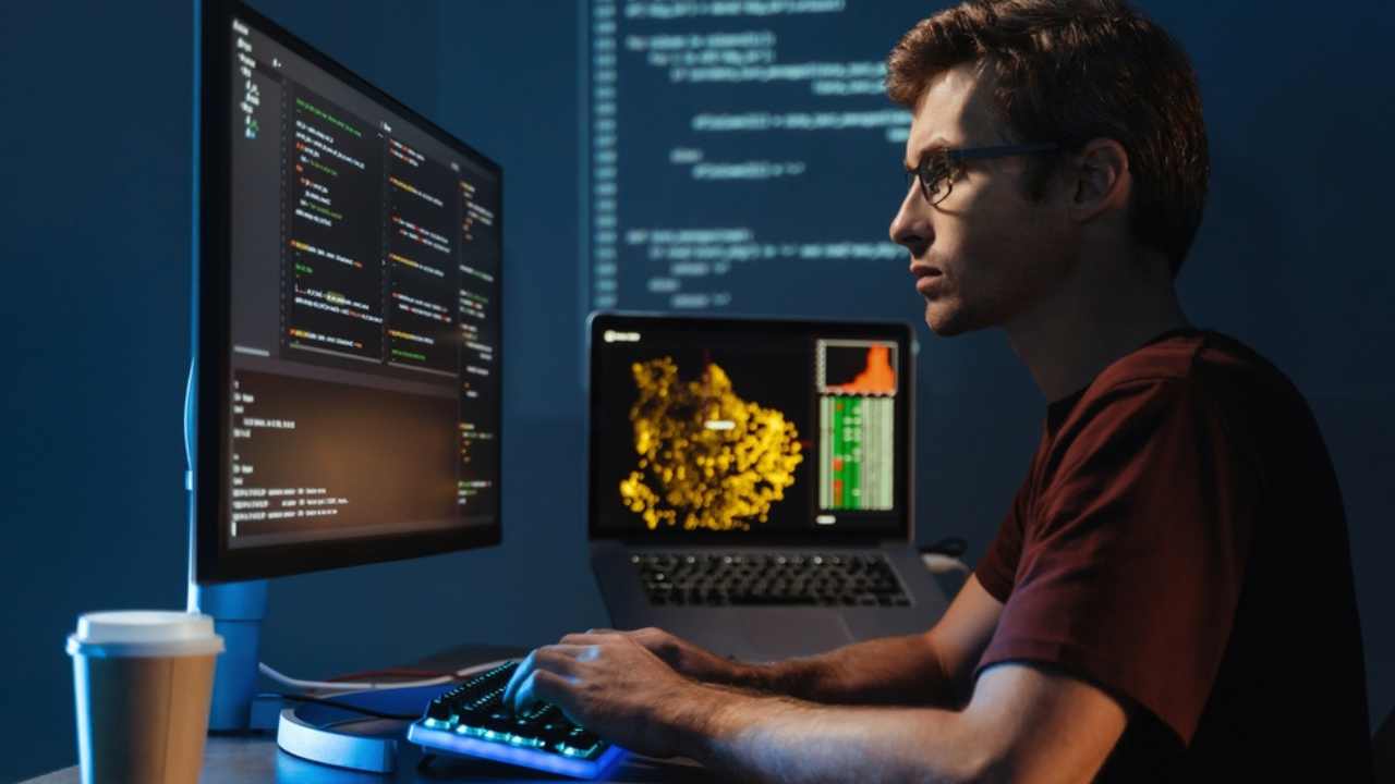 Man working in computer