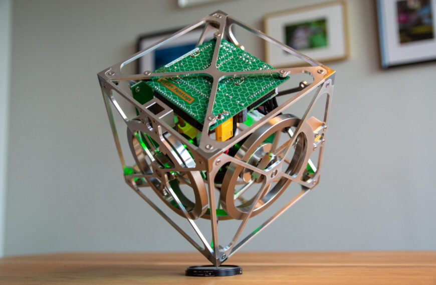 Self-Balancing Cube Keeps Itself Standing On A Sharp Corner