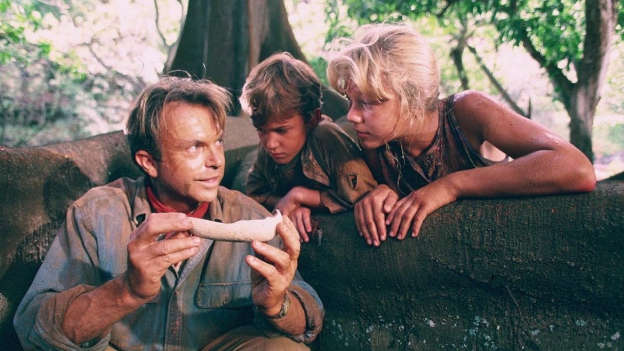 Jurassic Park (1993) Sam Neill, Ariana Richards, Joseph Mazzello